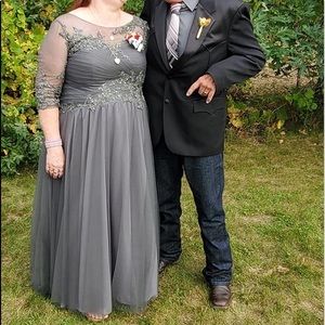 Mother of the Bride/Groom Dress